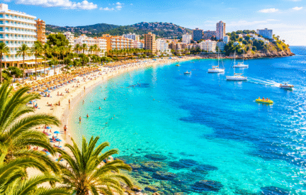 Magaluf letovanje 2027 – prelepa peščana plaža, tirkizno more i sunčana obala Majorke u Španiji.