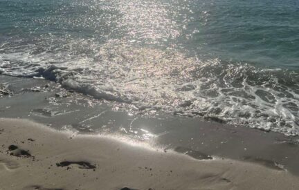 Playa de Palma letovanje 2027 – peščana plaža, tirkizno more i sunčana obala Majorke.
